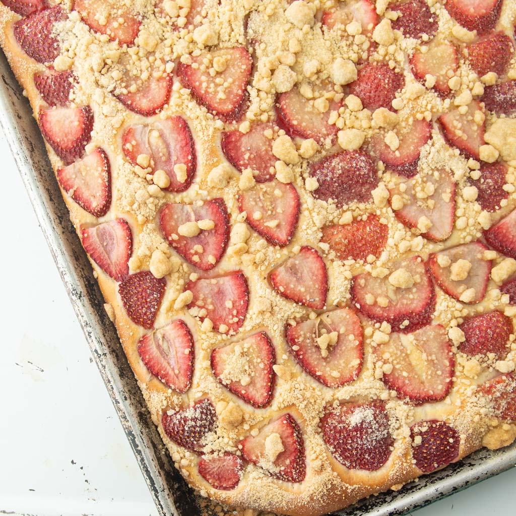 strawberry crumb cake in pan