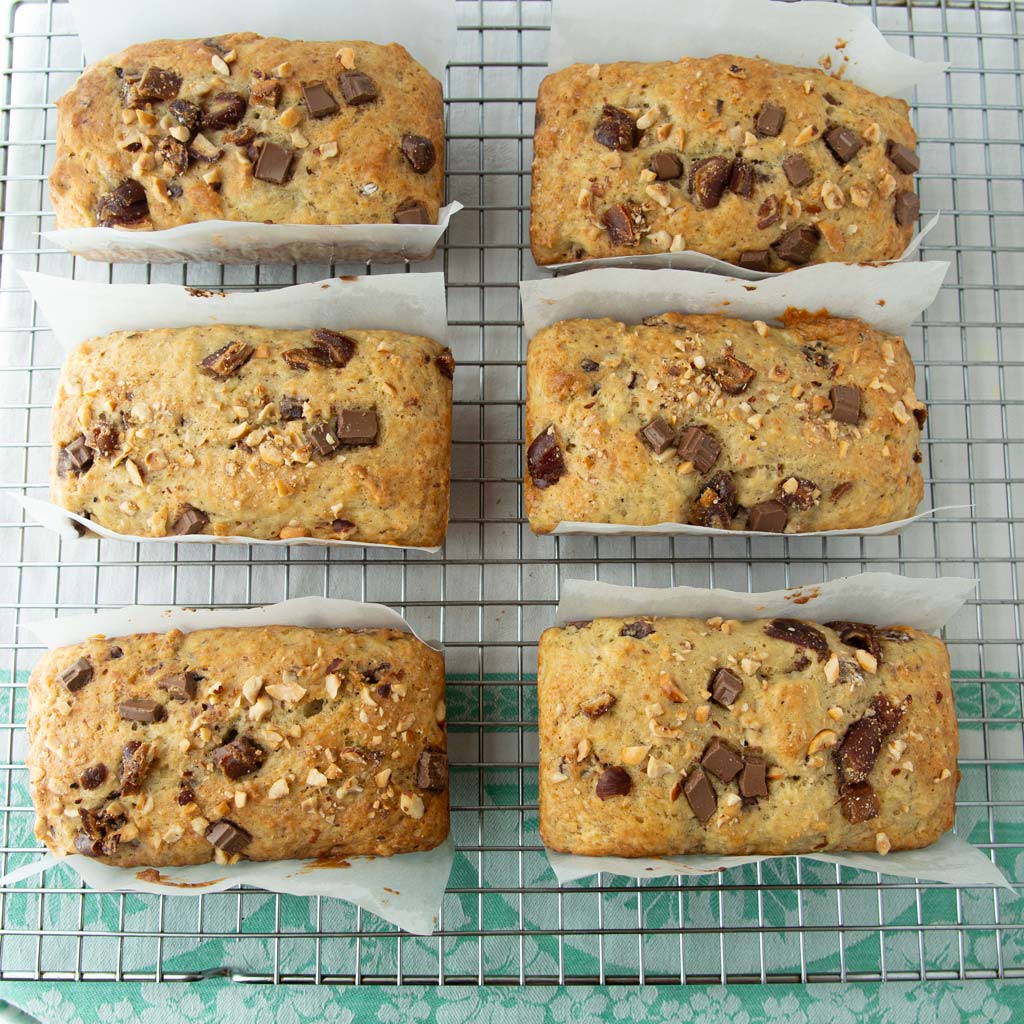 mini banana breads