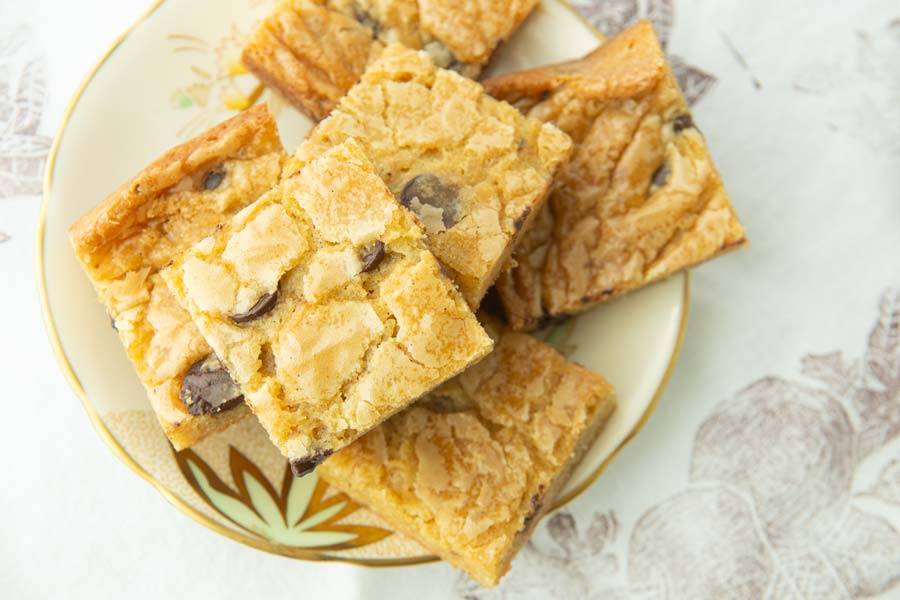 brown butter blondies cut on plate