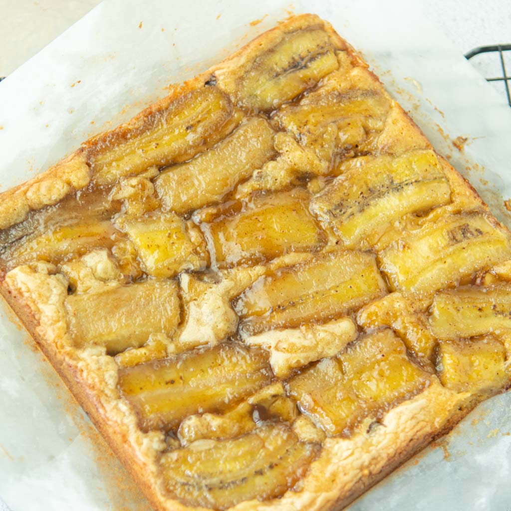 baked Bananas Foster blondies