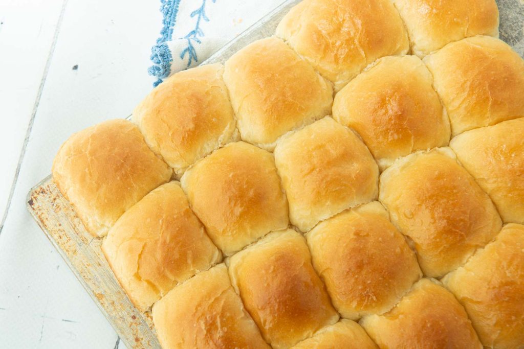 baked Hawaiian sweet rolls