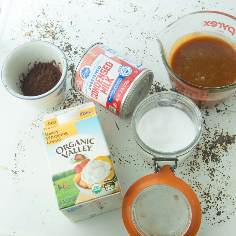 chocolate caramel ice cream ingredients