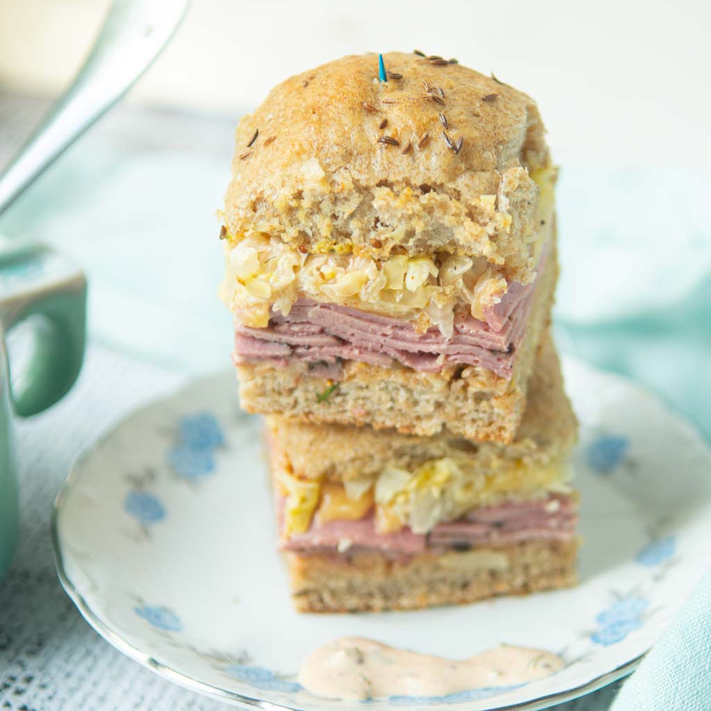 Reuben sliders on rye pan buns