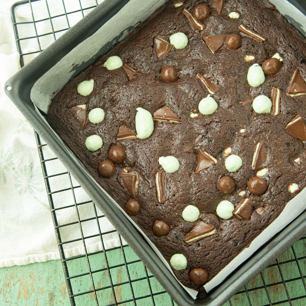 baked mint brownies