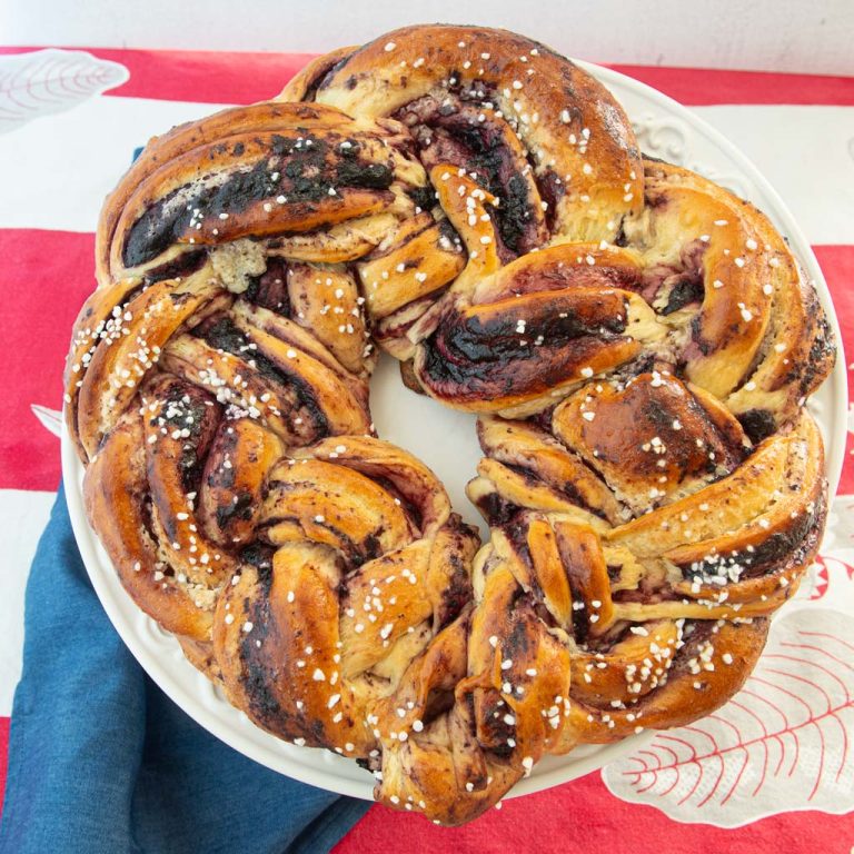 raspberry almond blueberry wreath bread