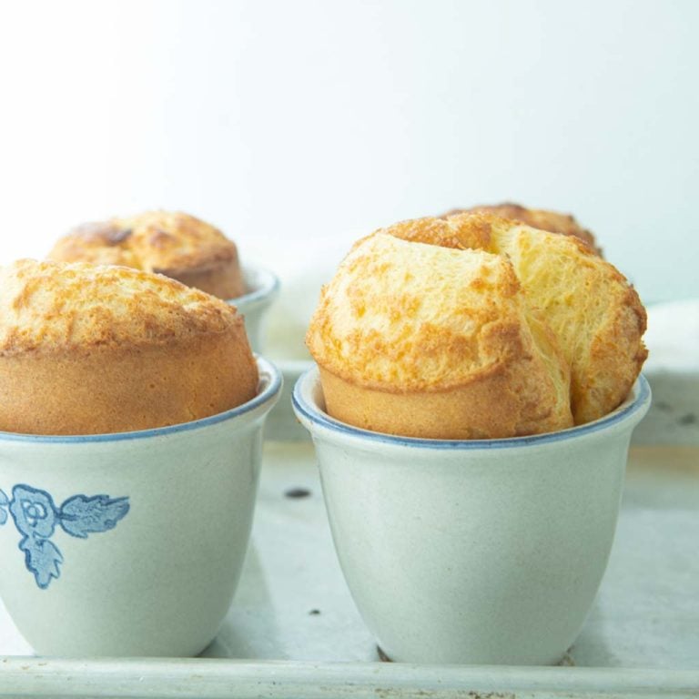 popovers in ceramic custard cups