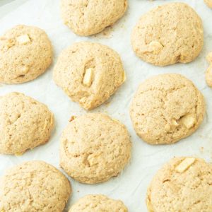 baked, undecorated caramel apple cookies