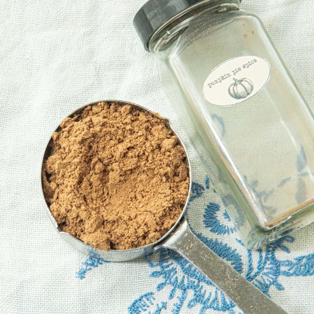 pumpkin pie spice and jar