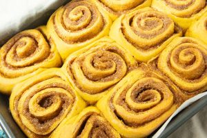 baked pumpkin cinnamon rolls