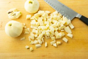 dicing apples