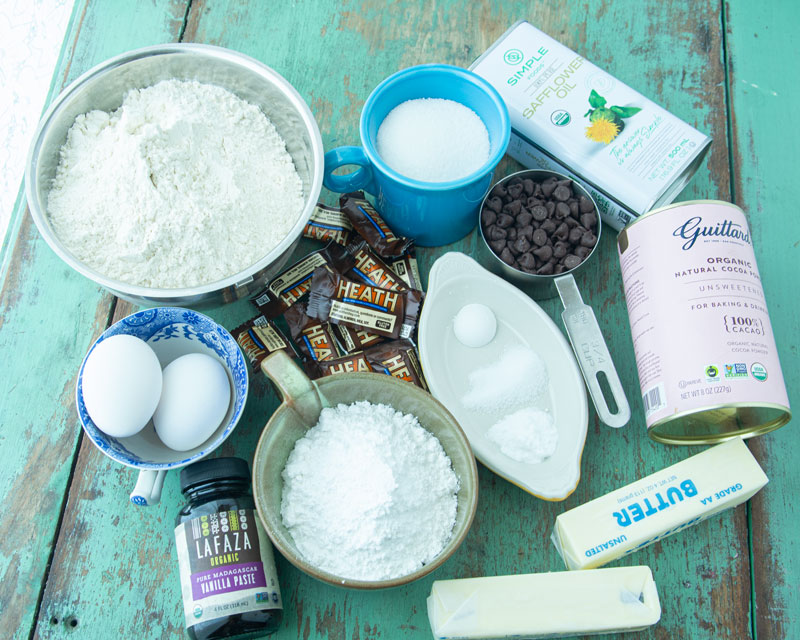ingredients for chocolate sandwich cookies