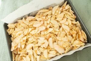 apples ready to bake for apple crumble bars