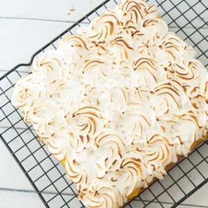 browned meringue on top of lemon meringue bars