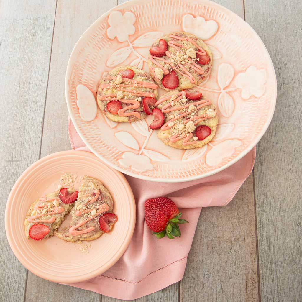 strawberry shortcake cookies in bowls