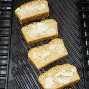 buttered bread on grill pan